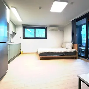 Namsan Forest In Myeongdong Hostel Seoel
